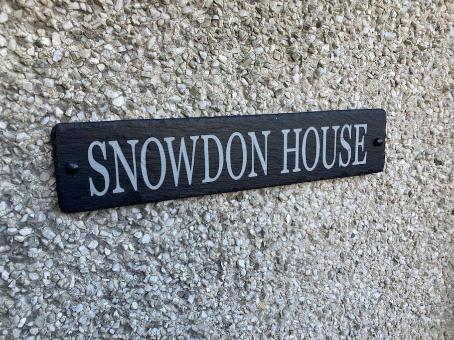Snowdon House, 8 Bedrooms, Sleep 16, Close To Blackrock Sand Porthmadog Eksteriør bilde