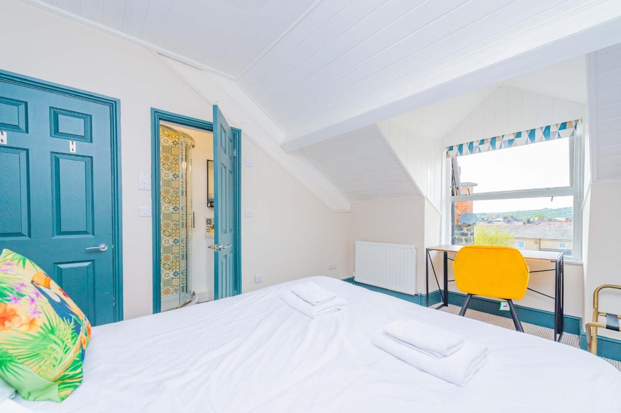 Snowdon House, 8 Bedrooms, Sleep 16, Close To Blackrock Sand Porthmadog Eksteriør bilde